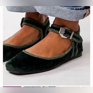Free People Flats